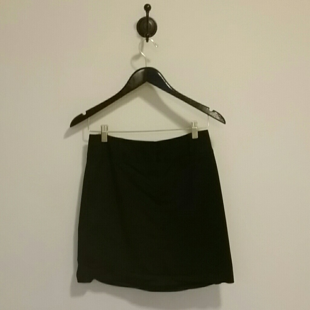 Black skirt